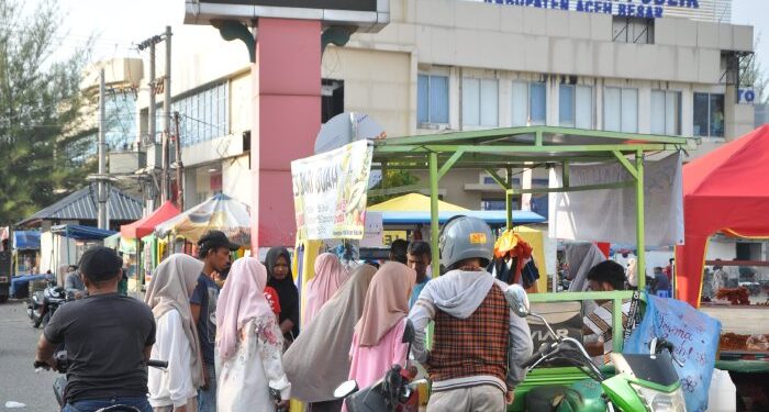Berkah Ramadan, Omzet Penjual Hidangan Takjil di Aceh Besar Naik Dua Kali Lipat