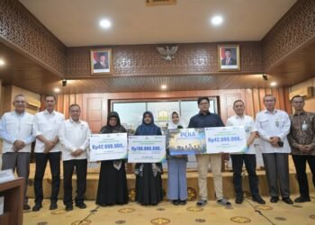 Komisi IX DPR RI Serap Aspirasi di Aceh, Sekda Usul Daerah Kelola Jaminan Kesehatan Sendiri