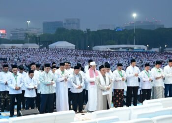 Monas Dipenuhi Doa, Pemerintah Gelar Zikir Kebangsaan Jelang HUT RI ke-81